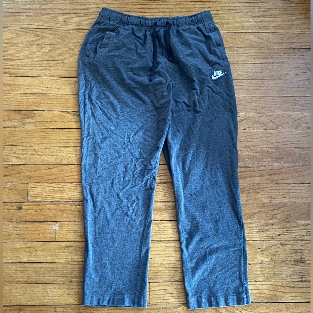 Nike women’s grey cotton sweatpants